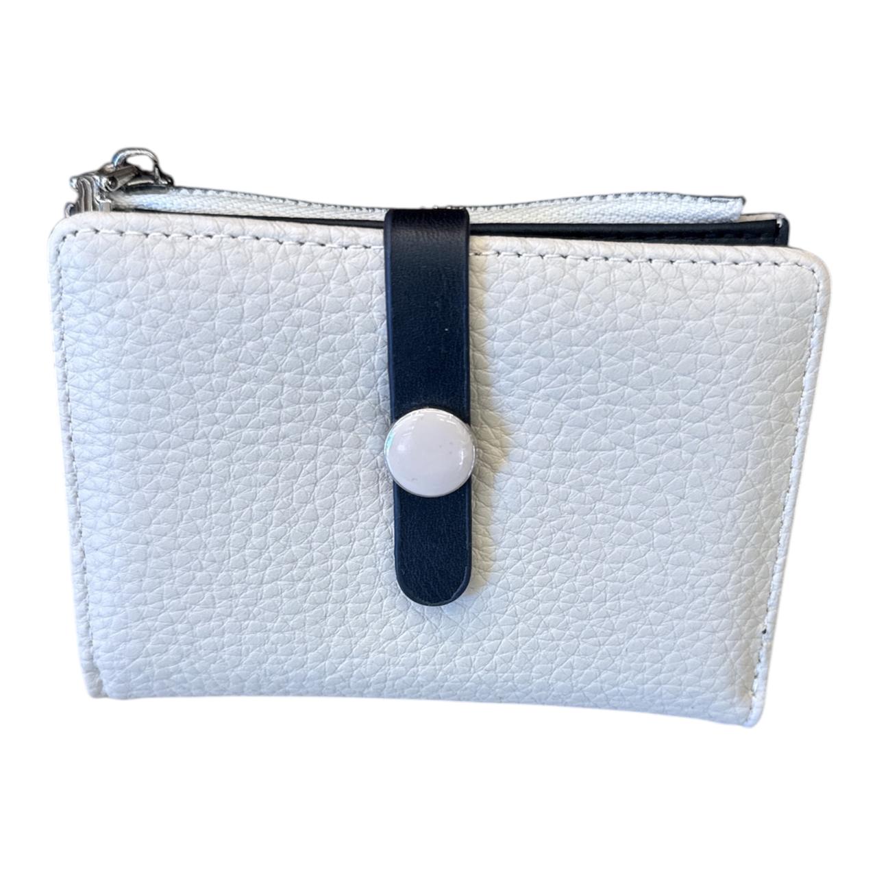 White Wallet