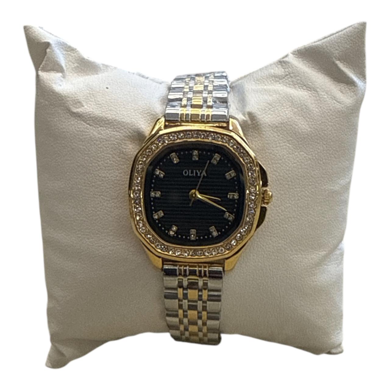 Oliya Watch